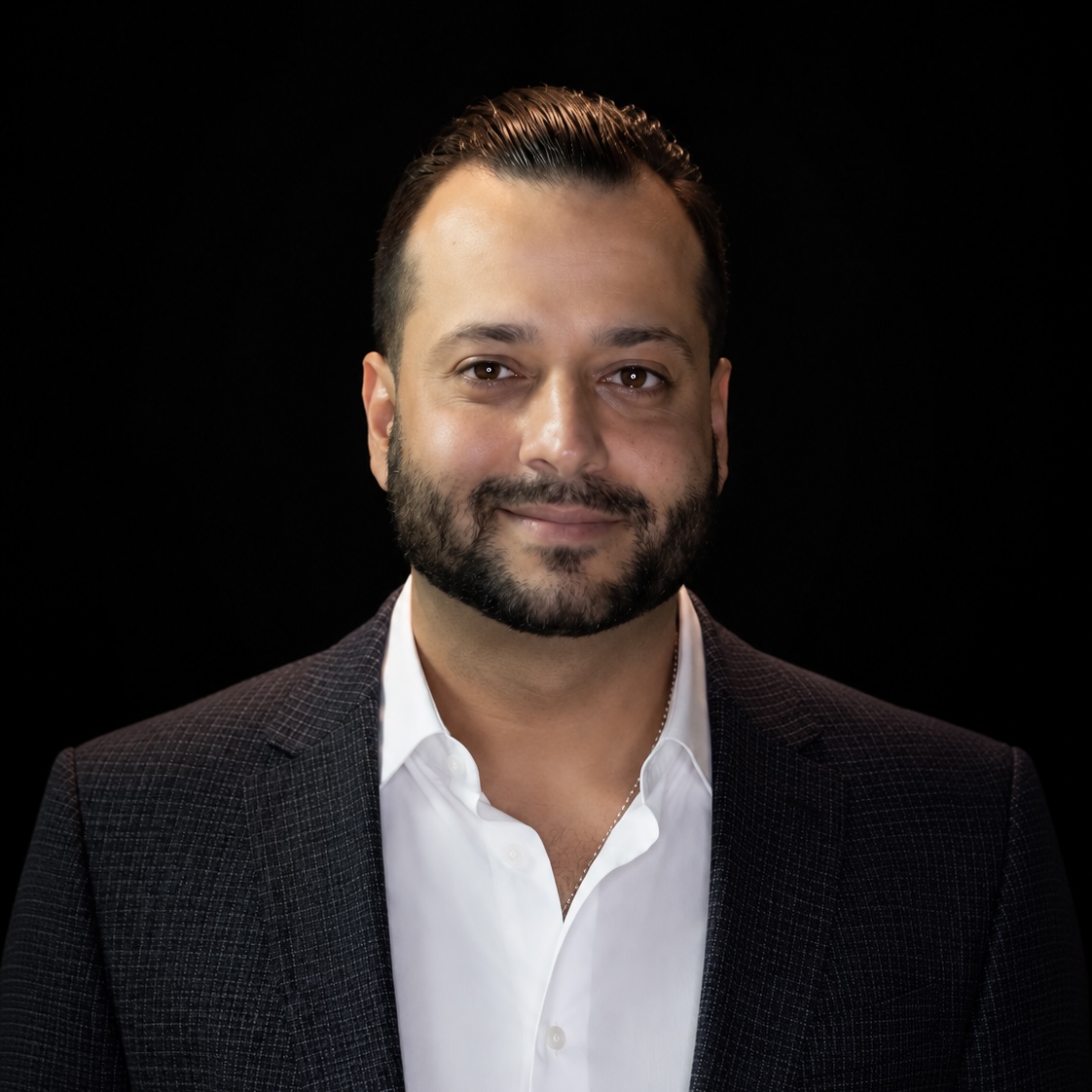 Moein Cyrus Poudat headshot